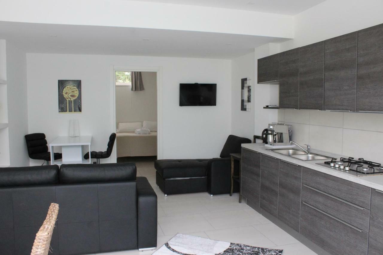 Villa Nina 2013 Appartamento Taormina Luaran gambar