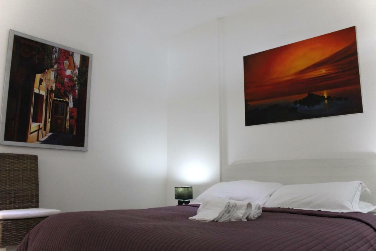 Villa Nina 2013 Appartamento Taormina Luaran gambar