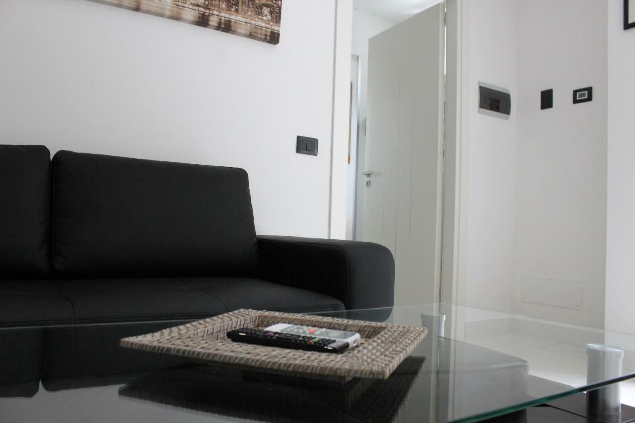 Villa Nina 2013 Appartamento Taormina Luaran gambar