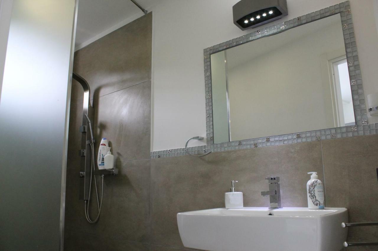 Villa Nina 2013 Appartamento Taormina Luaran gambar