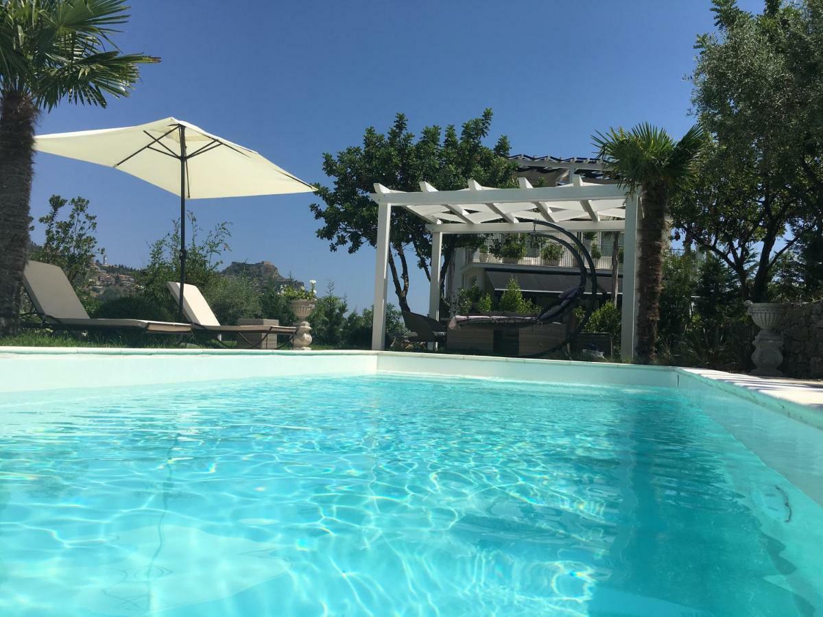 Villa Nina 2013 Appartamento Taormina Luaran gambar