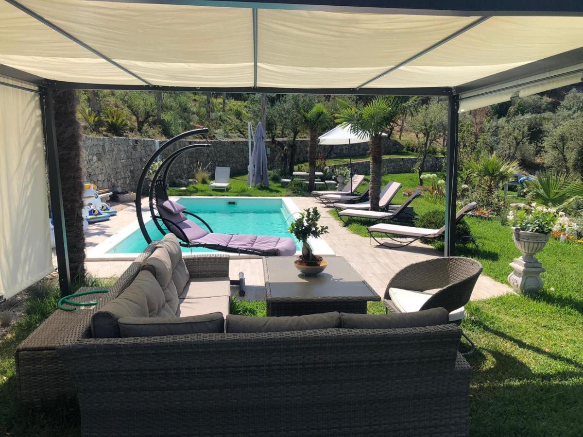 Villa Nina 2013 Appartamento Taormina Luaran gambar